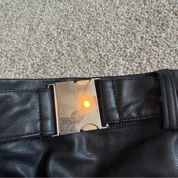 Leather Skirt - Picture 4 of 5